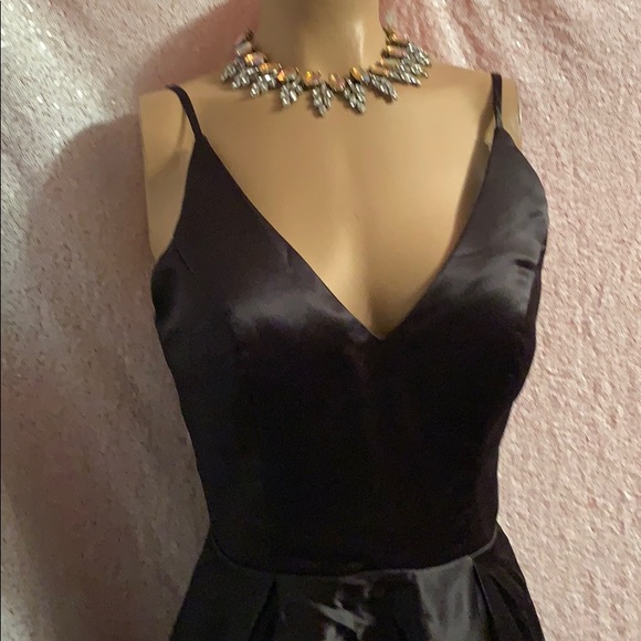 Stunning lined black dress w corset size 10 women - Picture 3 of 7